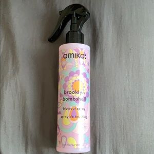 Amika Brooklyn Bombshell Blowout Spray